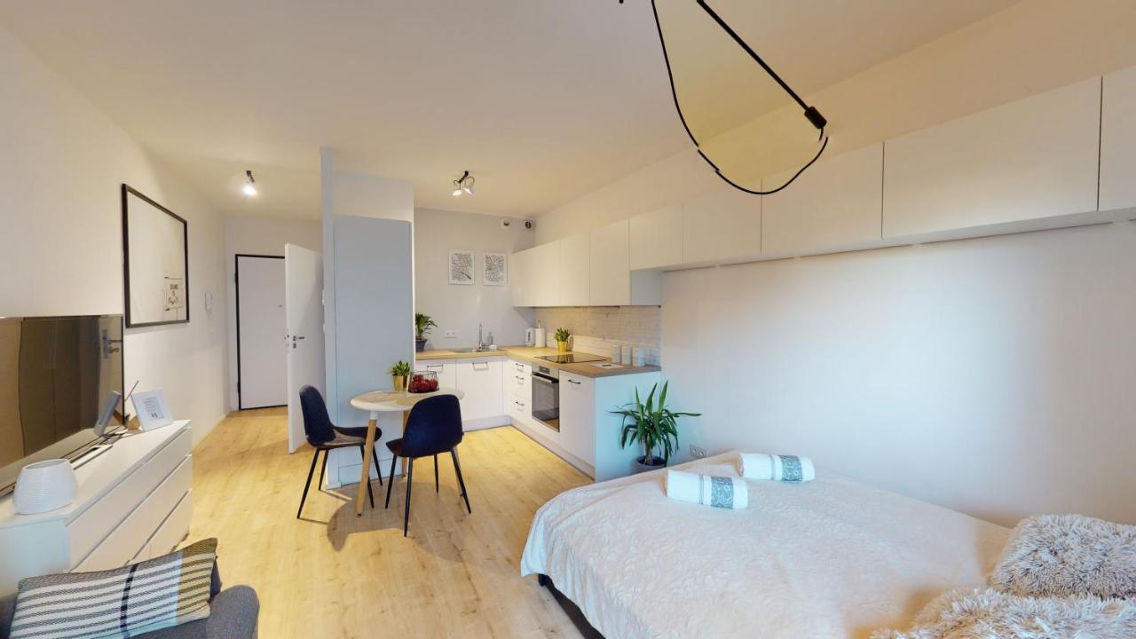 Angel Dreams By The River Walonska 15&19 Od Wroapart-pl Appartamento Breslavia
